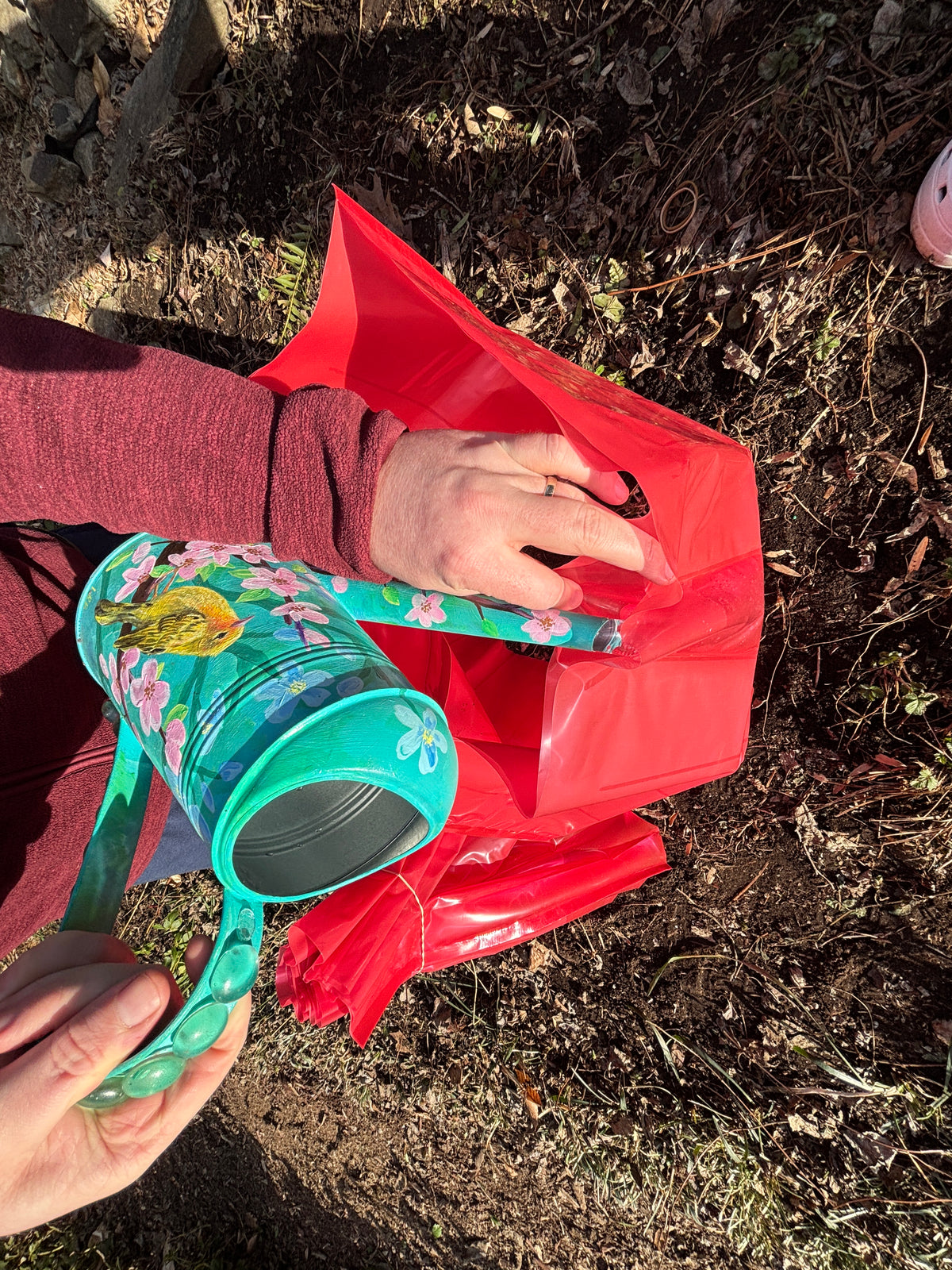 Wall-O-Water™ Season Starter 18" Tomato & Plant Protectors - 3pk or 9pk Mini Greenhouses